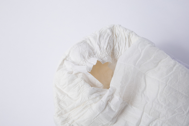 软吸收核心舒适的成人尿布睡眠